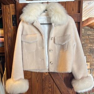 Elegant Cream Fur-Trimmed Women's Jacket